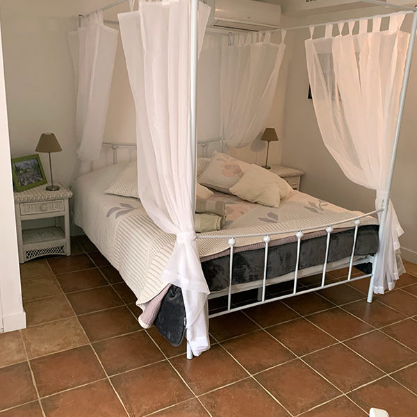 Le Clos 67 - La provençale - Lit
